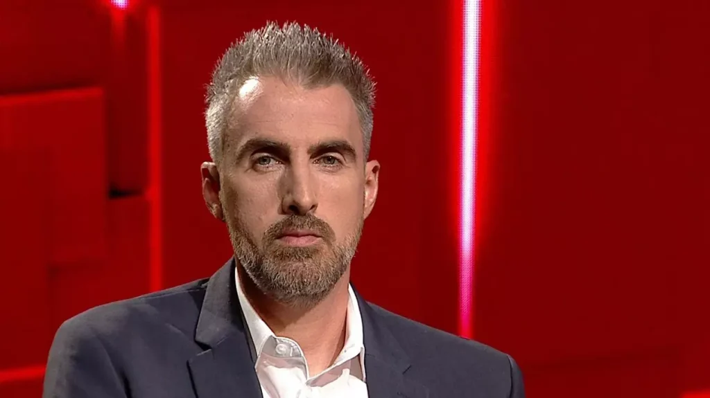 Nu vei Crede Cum Și-a Luptat Mama Ca Să-l Aibă pe Ernest