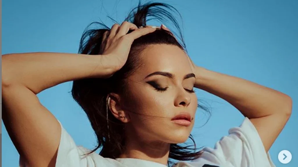 Cine este, cu adevărat, Inna