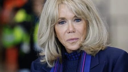 Brigitte Macron: Ce face în fiecare dimineață pentru a arăta așa Brigitte Macron