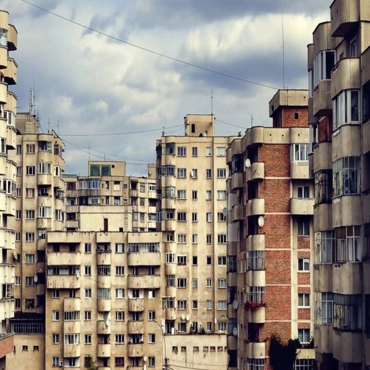 Legea a intrat în vigoare. Toți cei care stau la bloc sunt vizați direct