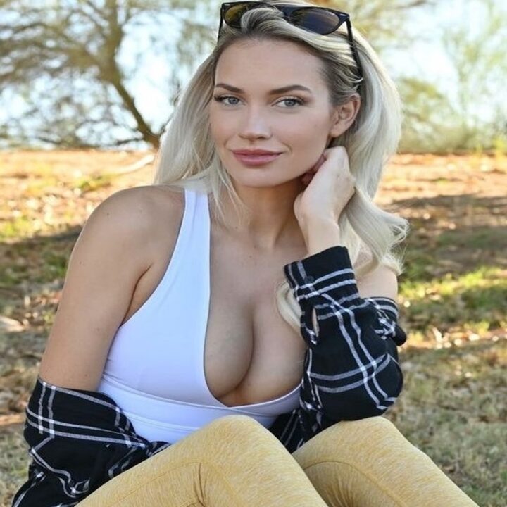 Ați auzit ultima noutate? De ce preferă bărbaţii în vârstă femeile mult mai tinere