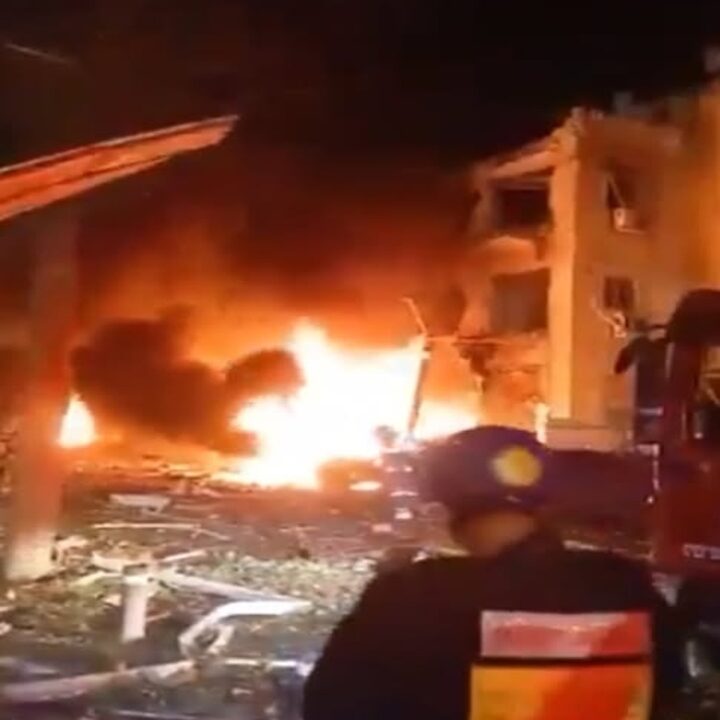 Nu-mi vine să cred ce se întâmplă chiar acum, e alertă maximă în Orientul Mijlociu