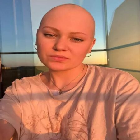 Nu îmi vine să cred ce trebuie să vă spun. Anunțul a venit în urmă cu puțin timp