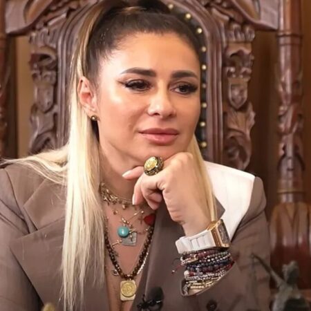 S-a întâmplat acum câteva minute în Craiova! Anamaria Prodan a izbucnit în lacrimi în fața a sute de oameni