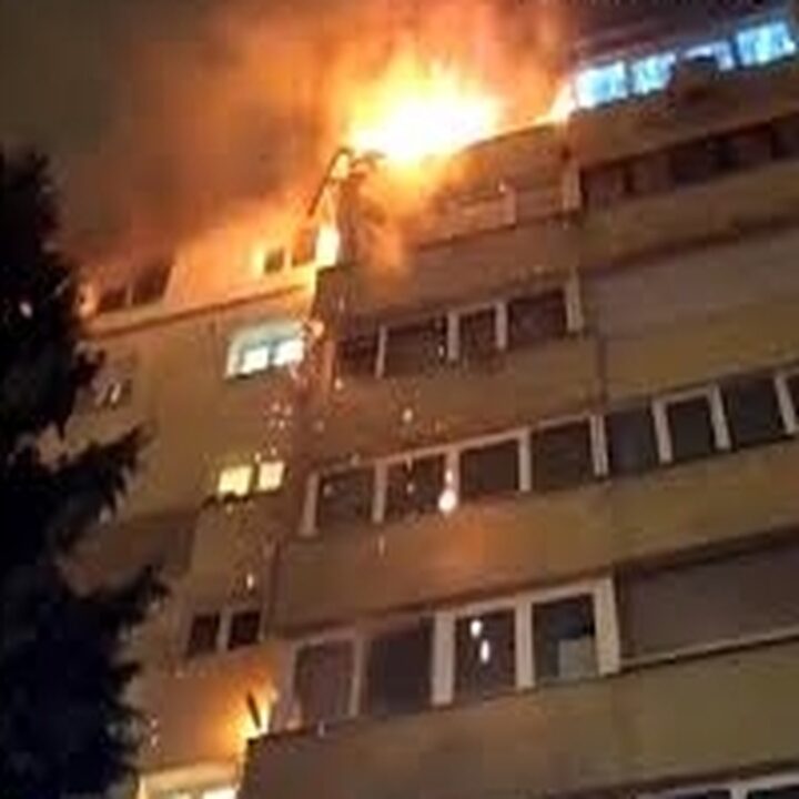 Din păcate au murit oameni. A lua foc tot blocul! E pur și simplu de neimaginat