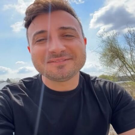 Soarta nu îl iartă pe Valentin Sanfira! Lovitură după lovitură pentru artist