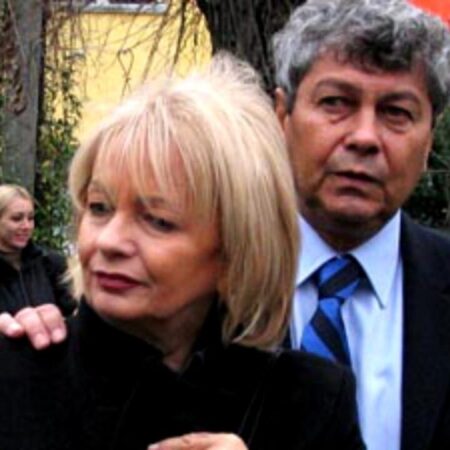 Anunț cutremurător făcut de soția selecționerului. Detalii despre starea sa actuală