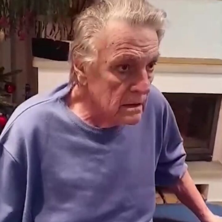 Primele imagini cu Florin Piersic după ce s-a retras de pe scenă. Nu mai arată deloc la fel!