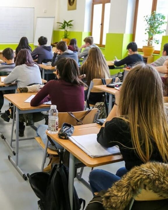 Adio, alocație de 292 de lei? Vestea care a picat acum câteva minute pentru milioane de părinți