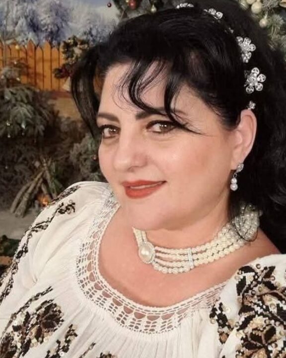 „Cu durere în suflet vă anunț că mama mea a trecut în neființă!” Vestea care a prăbușit lumea folclorului