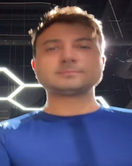 „Am fost interzis la anumite posturi TV, cu hârtie pusă!” Valentin Sanfira rupe tăcerea