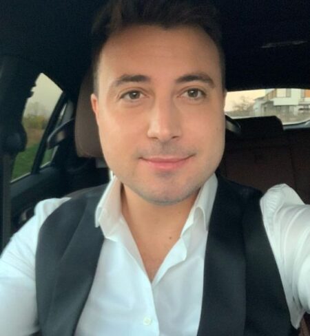 Cine este bărbatul care nu l-a lăsat la greu pe Valentin Sanfira: „Oamenii adevărați nu pleacă!”