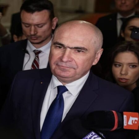 Trei pași constituționali pentru revenirea lui Bolojan: Ce urmează în negocieri