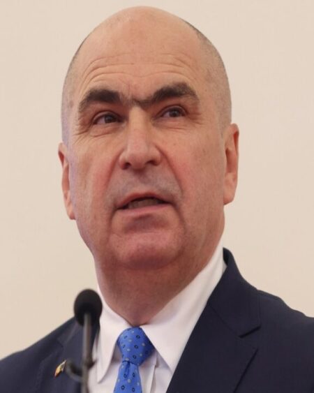 Trei condiții dure pentru revenirea lui Bolojan la Palatul Victoria