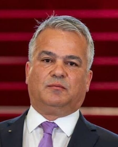 Bolojan vs. Veștea: Detaliile unui conflict care mocnea de mult