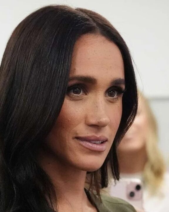Este oficial, s-a aflat motivul real pentru care Meghan a fugit din Marea Britanie: „Este obsedată de…”